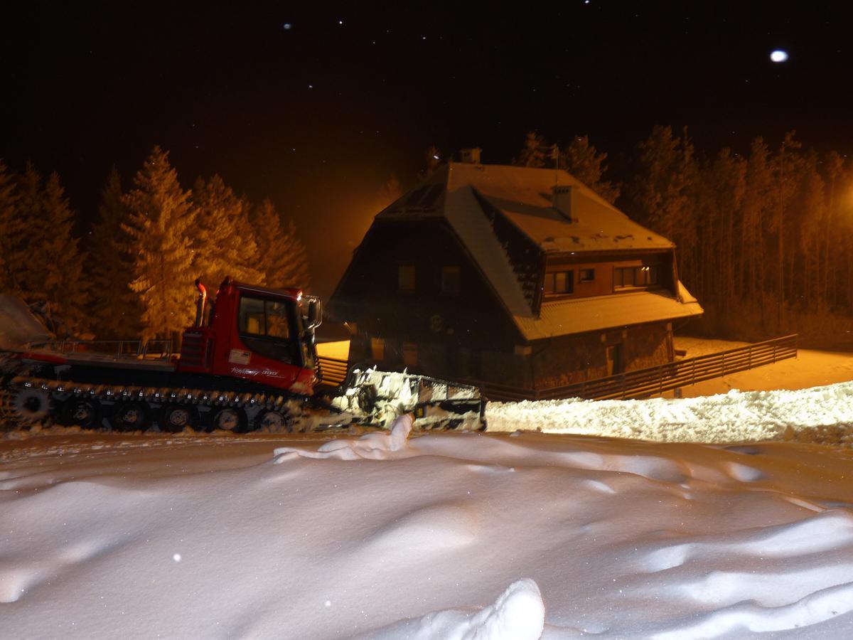 Wosir Szelment Hotel Jeleniewo  Exterior photo